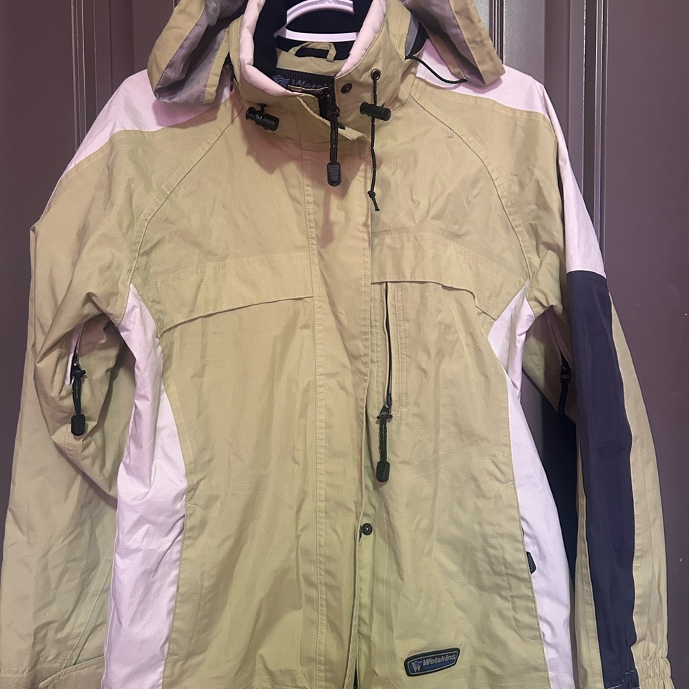 Wetskins Women's Two-Tone Waterprood Lined Jacket. Size Medium
